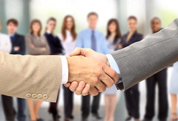 2500'den fazla aktif ortak